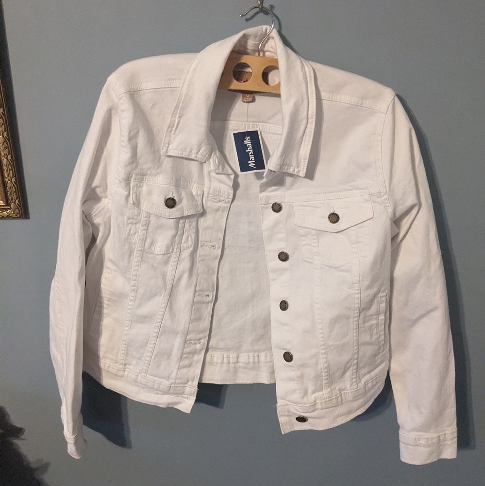 Red Star White Jean Jacket Size M Brand New
